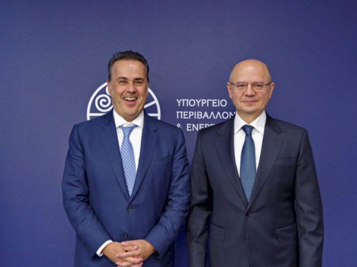 &Sigma;&tau;&omicron; &tau;&rho;&alpha;&pi;έ&zeta;&iota; &eta; &epsilon;&nu;ί&sigma;&chi;&upsilon;&sigma;&eta; &epsilon;&nu;&epsilon;&rho;&gamma;&epsilon;&iota;&alpha;&kappa;ή&sigmaf; &sigma;&upsilon;&nu;&epsilon;&rho;&gamma;&alpha;&sigma;ί&alpha;&sigmaf; &Epsilon;&lambda;&lambda;ά&delta;&alpha;&sigmaf; &ndash; &Alpha;&zeta;&epsilon;&rho;&mu;&pi;&alpha;ϊ&tau;&zeta;ά&nu;