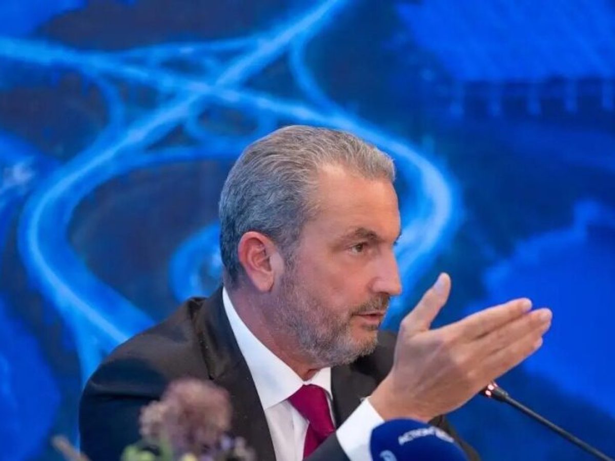 Aktor: Deal &mu;&epsilon; &Delta;&Epsilon;&Pi;&Alpha; &Epsilon;&mu;&pi;&omicron;&rho;ί&alpha;&sigmaf;, &alpha;&xi;ί&alpha;&sigmaf; 370 &epsilon;&kappa;&alpha;&tau;. &epsilon;&upsilon;&rho;ώ