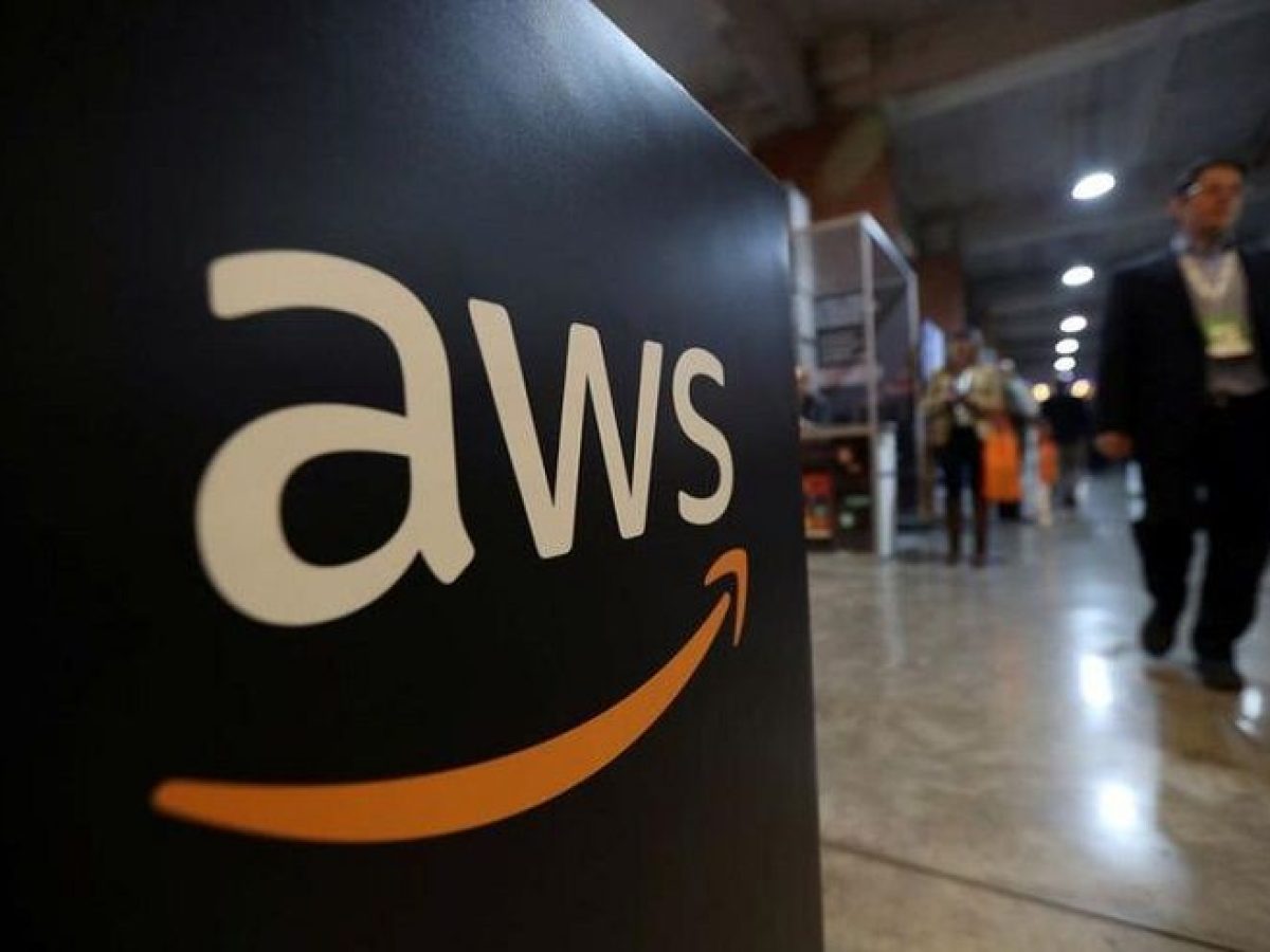 &Sigma;&upsilon;&mu;&phi;&omega;&nu;ί&alpha; &Delta;&Epsilon;&Eta; &ndash; Amazon Web Services &gamma;&iota;&alpha; Data Center &sigma;&tau;&eta; &Delta;&upsilon;&tau;. &Mu;&alpha;&kappa;&epsilon;&delta;&omicron;&nu;ί&alpha;