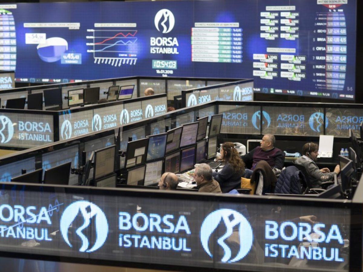 &Tau;&omicron;&upsilon;&rho;&kappa;ί&alpha;: &Eta; &ldquo;&pi;&upsilon;&rho;&alpha;&mu;ί&delta;&alpha;&rdquo; &pi;&omicron;&upsilon; &epsilon;&gamma;&kappa;&lambda;ώ&beta;&iota;&sigma;&epsilon; 455.758 &epsilon;&pi;&epsilon;&nu;&delta;&upsilon;&tau;έ&sigmaf; &kappa;&alpha;&iota; &kappa;&lambda;ό&nu;&iota;&sigma;&epsilon; &tau;&iota;&sigmaf; &alpha;&gamma;&omicron;&rho;έ&sigmaf;