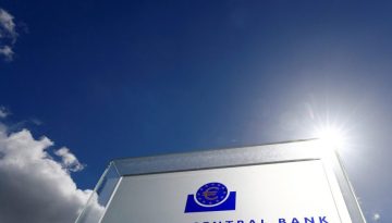 &Eta; &Epsilon;&Kappa;&Tau; &epsilon;ί&nu;&alpha;&iota; &mu;&pi;&rho;&omicron;&sigma;&tau;ά &sigma;&epsilon;&hellip; &alpha;&delta;&iota;έ&xi;&omicron;&delta;&omicron;;