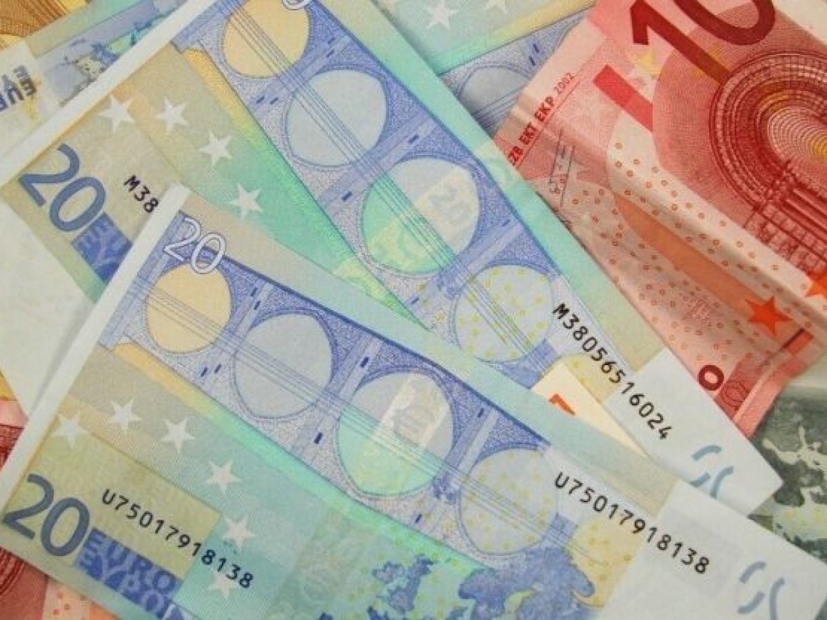 O&Pi;&Epsilon;&Kappa;&Alpha;: &Epsilon;&pi;&iota;&delta;ό&mu;&alpha;&tau;&alpha; 259 &epsilon;&kappa;&alpha;&tau;. &epsilon;&upsilon;&rho;ώ &kappa;&alpha;&tau;&alpha;&beta;ά&lambda;&lambda;&omicron;&nu;&tau;&alpha;&iota; &sigma;&epsilon; &pi;ά&nu;&omega; &alpha;&pi;ό έ&nu;&alpha; &epsilon;&kappa;&alpha;&tau;&omicron;&mu;&mu;ύ&rho;&iota;&omicron; &delta;&iota;&kappa;&alpha;&iota;&omicron;ύ&chi;&omicron;&upsilon;&sigmaf;