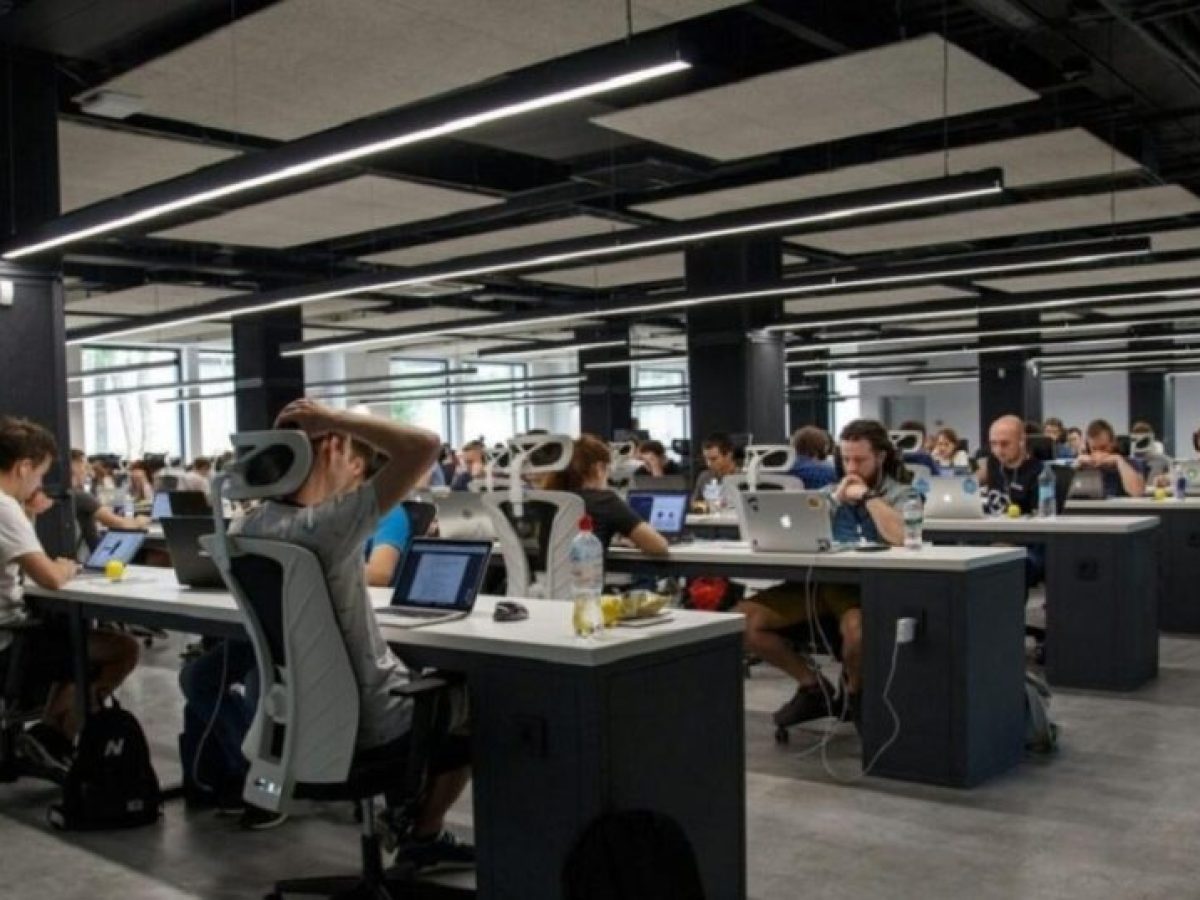 &Tau;&rho;&iota;&epsilon;&tau;ί&epsilon;&sigmaf;: &Pi;&omicron;&iota;&omicron;&iota; &epsilon;&rho;&gamma;&alpha;&zeta;ό&mu;&epsilon;&nu;&omicron;&iota; &kappa;&epsilon;&rho;&delta;ί&zeta;&omicron;&upsilon;&nu; &kappa;&alpha;&iota; &pi;&omicron;&iota;&omicron;&iota; &chi;ά&nu;&omicron;&upsilon;&nu; &kappa;&alpha;&iota; &tau;&iota;