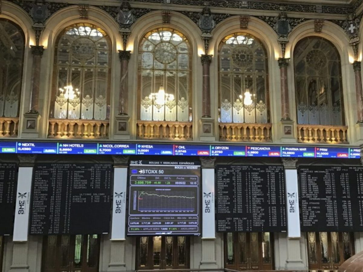 &Epsilon;&upsilon;&rho;&omega;&alpha;&gamma;&omicron;&rho;έ&sigmaf;: &Pi;&tau;ώ&sigma;&eta; &gamma;&iota;&alpha; Stoxx 600 &epsilon;&nu; &mu;έ&sigma;&omega; &pi;&iota;έ&sigma;&epsilon;&omega;&nu; &sigma;&tau;&eta;&nu; &tau;&epsilon;&chi;&nu;&omicron;&lambda;&omicron;&gamma;ί&alpha; &ndash; &Alpha;&pi;ώ&lambda;&epsilon;&iota;&epsilon;&sigmaf; 7% &gamma;&iota;&alpha; ASML