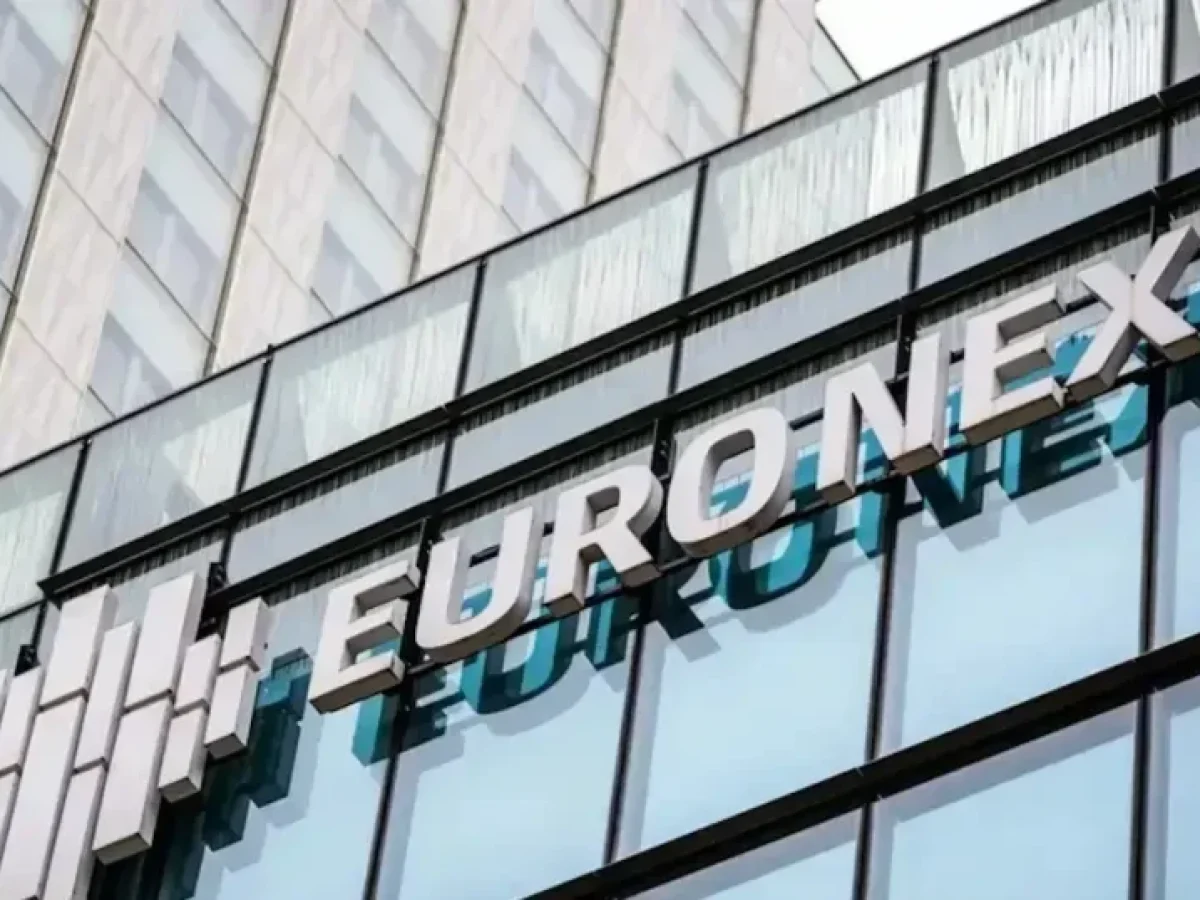 H Euronext &laquo;&phi;&lambda;&epsilon;&rho;&tau;ά&rho;&epsilon;&iota;&raquo; &mu;&epsilon; &tau;&omicron; &gamma;&epsilon;&rho;&mu;&alpha;&nu;&iota;&kappa;ό &chi;&rho;&eta;&mu;&alpha;&tau;&iota;&sigma;&tau;ή&rho;&iota;&omicron; Deutsche B&omicron;rse &ndash; &Sigma;&tau;ό&chi;&omicron;&sigmaf; &omicron;&iota; &sigma;&upsilon;&nu;έ&rho;&gamma;&epsilon;&iota;&epsilon;&sigmaf;