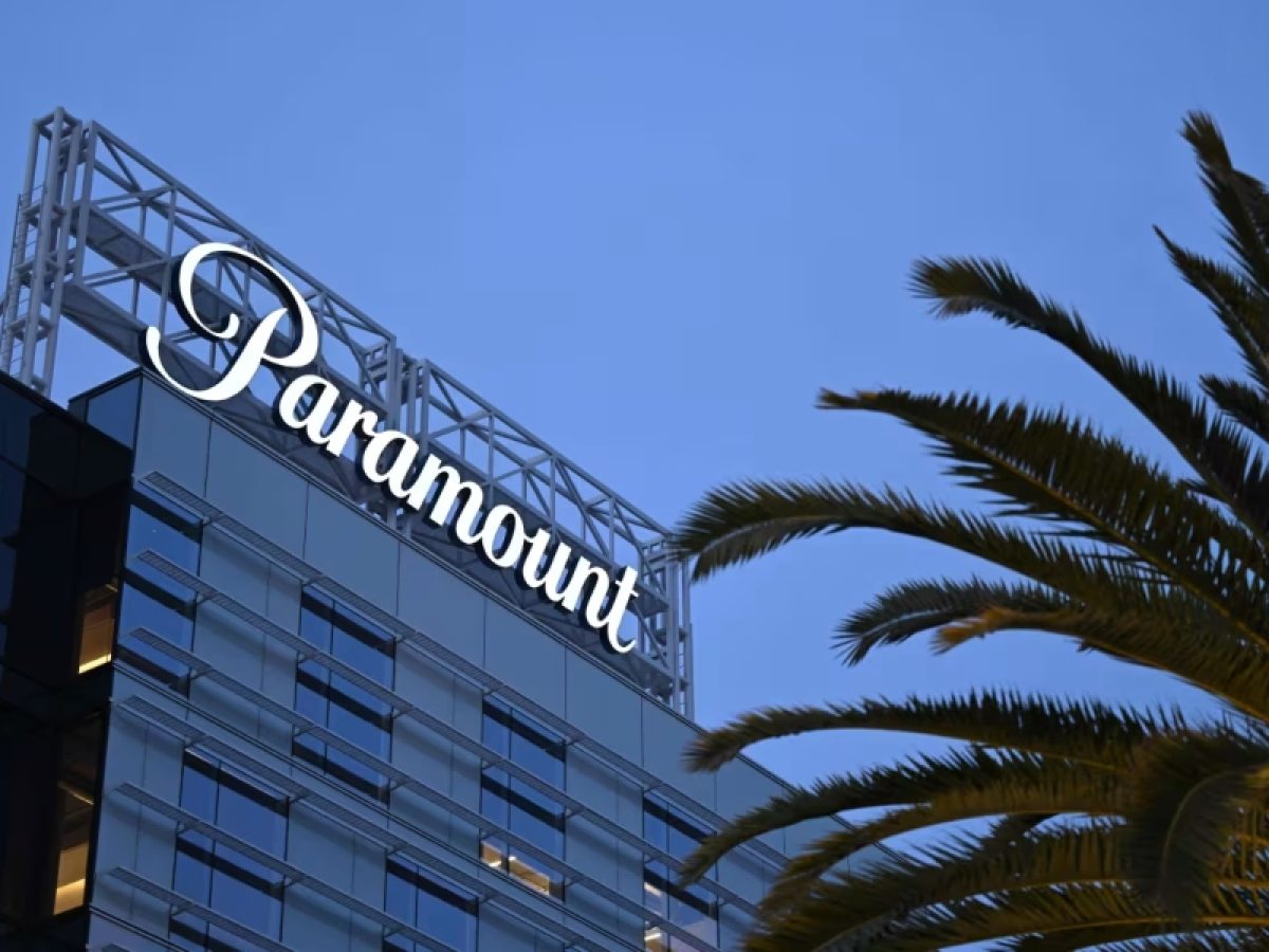 Paramount: &Kappa;&omicron;&nu;&tau;ά &sigma;&epsilon; &sigma;&upsilon;&mu;&beta;&iota;&beta;&alpha;&sigma;&mu;ό &mu;&epsilon; &alpha;&mu;&epsilon;&rho;&iota;&kappa;&alpha;&nu;&iota;&kappa;έ&sigmaf; &pi;&omicron;&lambda;&iota;&tau;&epsilon;ί&epsilon;&sigmaf; &gamma;&iota;&alpha; &tau;&eta;&nu; &epsilon;&xi;&alpha;&gamma;&omicron;&rho;ά &tau;&eta;&sigmaf; Warner Bros