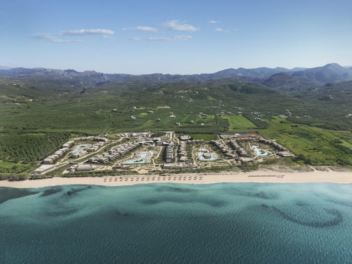 &Pi;&omicron;&iota;&omicron;&iota; &mu;&epsilon;&gamma;&alpha;&lambda;&omicron;&xi;&epsilon;&nu;&omicron;&delta;ό&chi;&omicron;&iota; &epsilon;&pi;&epsilon;&nu;&delta;ύ&omicron;&upsilon;&nu; &sigma;&tau;&omicron; luxury all-inclusive
