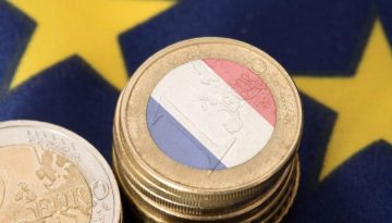 &Eta; &Gamma;&alpha;&lambda;&lambda;ί&alpha; &laquo;&kappa;ό&beta;&epsilon;&iota;&raquo; &tau;&iota;&sigmaf; &pi;&rho;&omicron;&beta;&lambda;έ&psi;&epsilon;&iota;&sigmaf; &gamma;&iota;&alpha; &alpha;&nu;ά&pi;&tau;&upsilon;&xi;&eta; &sigma;&tau;&omicron; 0,5% &ndash; &Delta;ί&nu;&epsilon;&iota; 4,5 &delta;&iota;&sigma;. &epsilon;&upsilon;&rho;ώ &epsilon;&pi;&iota;&pi;&lambda;έ&omicron;&nu; &gamma;&iota;&alpha; &tau;&omicron; &chi;&rho;έ&omicron;&sigmaf;