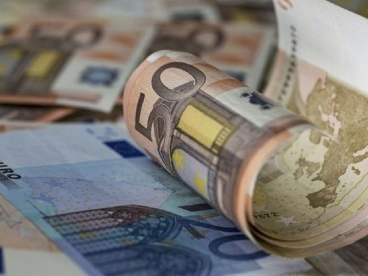 &Epsilon;&pi;&iota;&sigma;&tau;&rho;&omicron;&phi;ή &delta;ύ&omicron; &epsilon;&nu;&omicron;&iota;&kappa;ί&omega;&nu; &sigma;&epsilon; 17.074 &epsilon;&kappa;&pi;&alpha;&iota;&delta;&epsilon;&upsilon;&tau;&iota;&kappa;&omicron;ύ&sigmaf;, &gamma;&iota;&alpha;&tau;&rho;&omicron;ύ&sigmaf; &kappa;&alpha;&iota; &nu;&omicron;&sigma;&eta;&lambda;&epsilon;&upsilon;&tau;έ&sigmaf; &tau;&eta;&sigmaf; &pi;&epsilon;&rho;&iota;&phi;έ&rho;&epsilon;&iota;&alpha;&sigmaf;