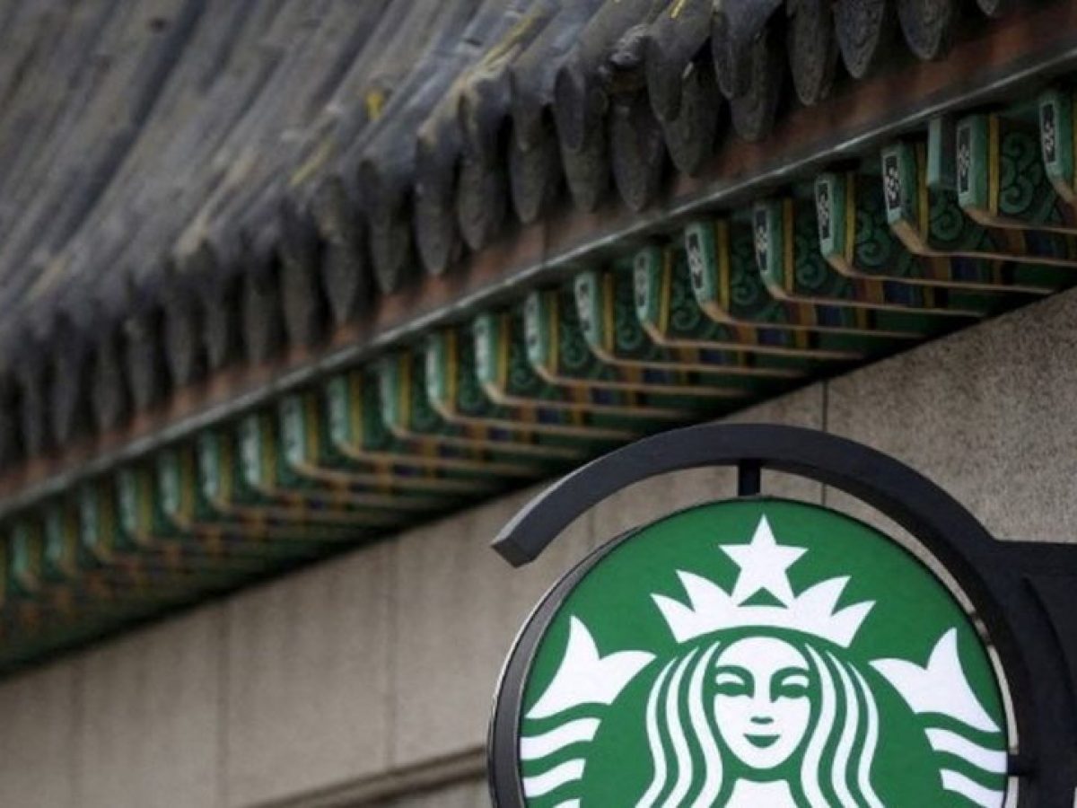 &Eta; Starbucks &laquo;έ&pi;&epsilon;&sigma;&epsilon; &sigma;&tau;&alpha; &mu;&alpha;&lambda;&alpha;&kappa;ά&raquo; &alpha;&pi;ό &epsilon;&phi;&epsilon;&tau;&epsilon;ί&omicron; &tau;&omega;&nu; &Eta;&Pi;&Alpha; &gamma;&iota;&alpha; &alpha;&nu;&tau;ί&pi;&omicron;&iota;&nu;&alpha; &sigma;&epsilon; &epsilon;&rho;&gamma;&alpha;&zeta;&omicron;&mu;έ&nu;&omicron;&upsilon;&sigmaf; &lambda;ό&gamma;&omega; &sigma;&upsilon;&nu;&delta;&iota;&kappa;&alpha;&lambda;&iota;&sigma;&tau;&iota;&kappa;ή&sigmaf; &delta;&rho;ά&sigma;&eta;&sigmaf;