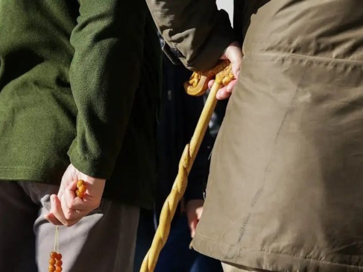 &Sigma;ύ&nu;&tau;&alpha;&xi;&eta;-&phi;&iota;&lambda;&omicron;&delta;ώ&rho;&eta;&mu;&alpha; &gamma;&iota;&alpha; &pi;ά&nu;&omega; &alpha;&pi;ό 5 &sigma;&tau;&omicron;&upsilon;&sigmaf; 10 Έ&lambda;&lambda;&eta;&nu;&epsilon;&sigmaf;: &Tau;&omicron; ό&rho;&iota;&omicron; &tau;&omega;&nu; 1.000 &epsilon;&upsilon;&rho;ώ &kappa;&alpha;&iota; &eta; &gamma;&epsilon;&omega;&gamma;&rho;&alpha;&phi;ί&alpha; &tau;&omega;&nu; &sigma;&upsilon;&nu;&tau;ά&xi;&epsilon;&omega;&nu;