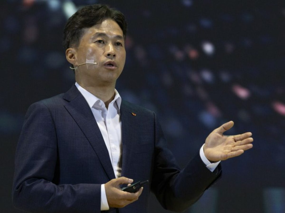 SK Hynix: Έ&kappa;&rho;&eta;&xi;&eta; &kappa;&epsilon;&rho;&delta;ώ&nu; 632% &mu;&epsilon; ό&chi;&eta;&mu;&alpha; &tau;&eta;&nu; AI, ά&lambda;&mu;&alpha; 11% &gamma;&iota;&alpha; &tau;&eta; &mu;&epsilon;&tau;&omicron;&chi;ή
