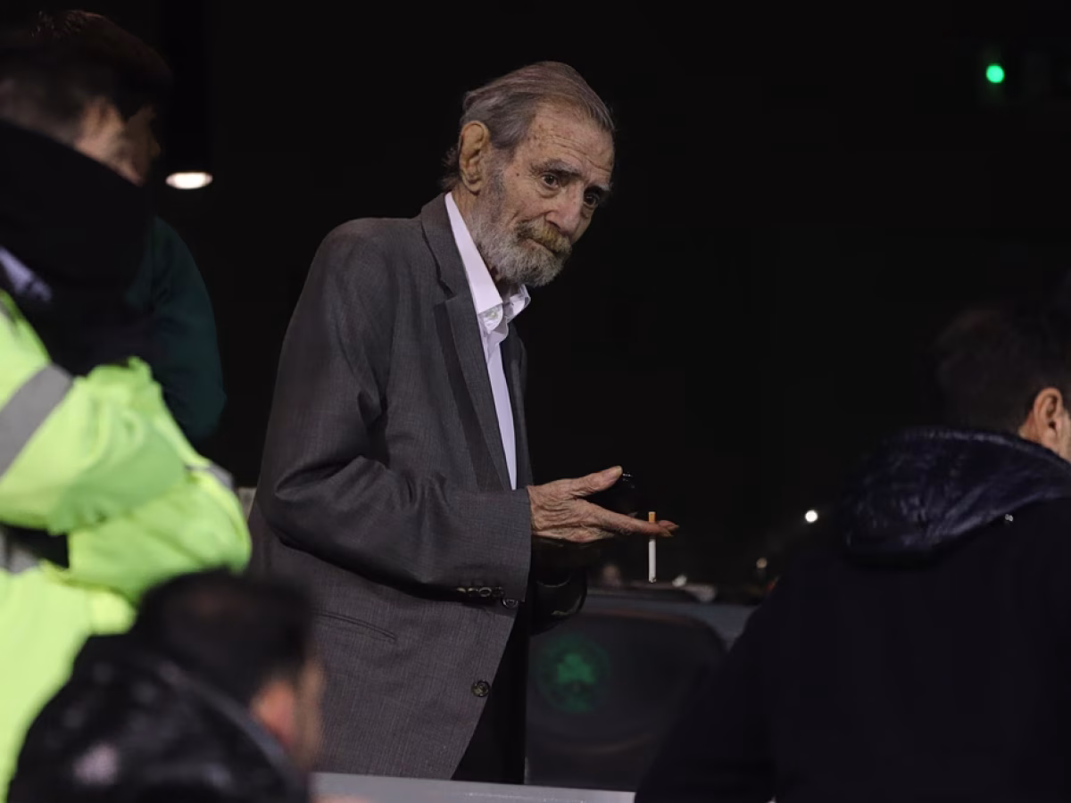 &Gamma;&iota;ώ&rho;&gamma;&omicron;&sigmaf; &Beta;&alpha;&rho;&delta;&iota;&nu;&omicron;&gamma;&iota;ά&nu;&nu;&eta;&sigmaf;: &Eta; &alpha;&pi;&omicron;&sigma;&tau;&omicron;&lambda;ή &sigma;&tau;&eta; &Rho;&omicron;&delta;&epsilon;&sigma;ί&alpha; &pi;&omicron;&upsilon; &tau;&omicron;&nu; έ&kappa;&alpha;&nu;&epsilon; &laquo;&Kappa;&alpha;&pi;&epsilon;&tau;ά&nu;&iota;&omicron;&raquo;