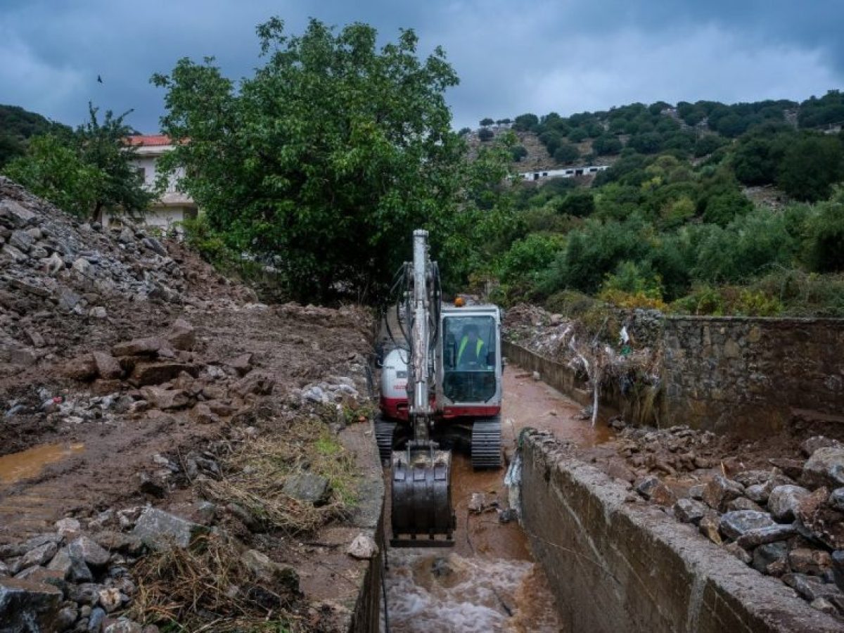 &Sigma;&chi;&epsilon;&delta;ό&nu; 98 &epsilon;&kappa;&alpha;&tau;. &epsilon;&upsilon;&rho;ώ &sigma;&epsilon; &delta;ή&mu;&omicron;&upsilon;&sigmaf; &kappa;&alpha;&iota; &pi;&epsilon;&rho;&iota;&phi;έ&rho;&epsilon;&iota;&epsilon;&sigmaf; &gamma;&iota;&alpha; &zeta;&eta;&mu;&iota;έ&sigmaf; &alpha;&pi;ό &phi;&upsilon;&sigma;&iota;&kappa;έ&sigmaf; &kappa;&alpha;&tau;&alpha;&sigma;&tau;&rho;&omicron;&phi;έ&sigmaf;