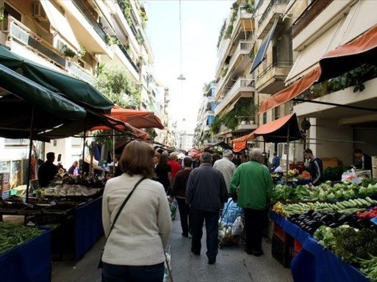 &Upsilon;&pi;&alpha;ί&theta;&rho;&iota;&omicron; &epsilon;&mu;&pi;ό&rho;&iota;&omicron;: &Tau;&iota; &alpha;&lambda;&lambda;ά&zeta;&epsilon;&iota; &sigma;&tau;&iota;&sigmaf; &lambda;&alpha;ϊ&kappa;έ&sigmaf; &alpha;&gamma;&omicron;&rho;έ&sigmaf;