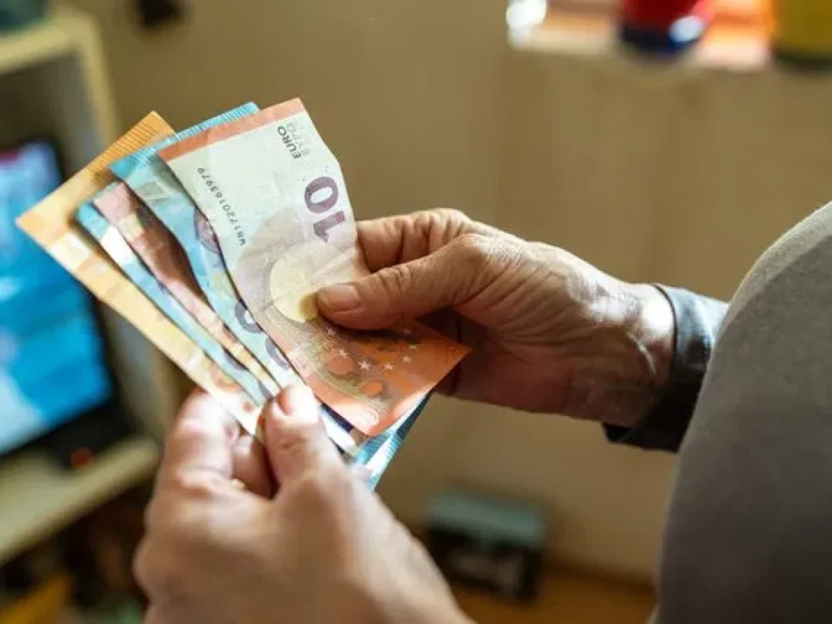 Έ&rho;&chi;&epsilon;&tau;&alpha;&iota; &tau;&rho;&iota;&pi;&lambda;ή &pi;&lambda;&eta;&rho;&omega;&mu;ή &gamma;&iota;&alpha; &sigma;&upsilon;&nu;&tau;&alpha;&xi;&iota;&omicron;ύ&chi;&omicron;&upsilon;&sigmaf;