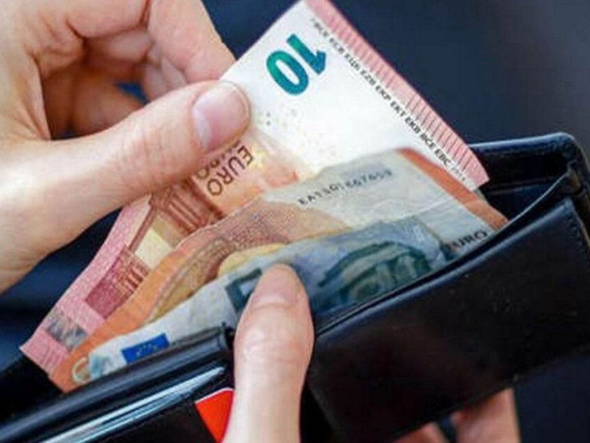&Epsilon;&pi;&iota;&tau;ό&kappa;&iota;&alpha;: &Pi;&omicron;ύ &kappa;&upsilon;&mu;ά&nu;&theta;&eta;&kappa;&alpha;&nu; &sigma;&epsilon; &kappa;&alpha;&tau;&alpha;&theta;έ&sigma;&epsilon;&iota;&sigmaf; &kappa;&alpha;&iota; &delta;ά&nu;&epsilon;&iota;&alpha; &tau;&omicron;&nu; &Alpha;ύ&gamma;&omicron;&upsilon;&sigma;&tau;&omicron;